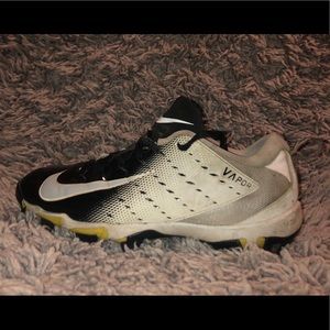 Nike Vapor Football Cleats - Youth Size 6.5